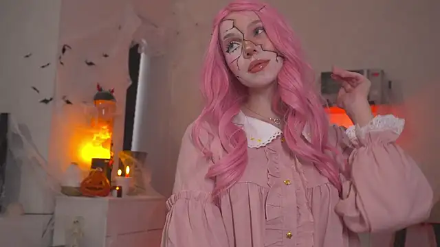 kategoodgirl online show from 10.24.25