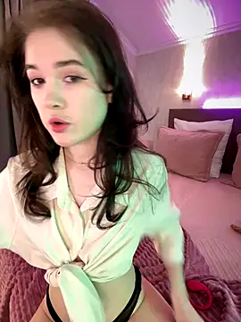 Snapshot of Marryme- chatting on 11.19.25 Marryme- online show from 11.19.25