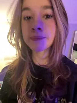 Snapshot of Marryme- chatting on 03.18.26 Marryme- online show from 03.18.26