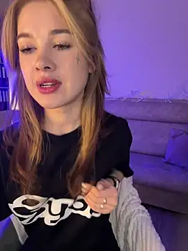 Snapshot of Marryme- chatting on 03.28.26 Marryme- online show from 03.28.26