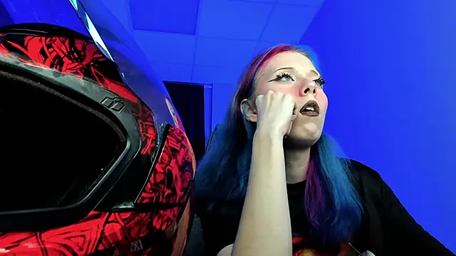 Snapshot of SakuraBliss chatting on 11.09.25 SakuraBliss online show from 11.09.25