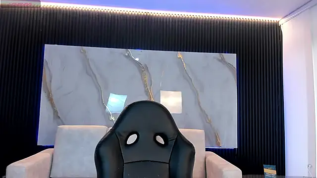 MadisonAnngel online show from 11.29.25