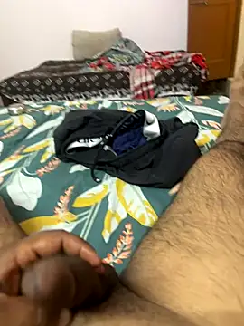 Snapshot of tonedcut_6 chatting on 10.20.25 tonedcut 6 online show from 10.20.25