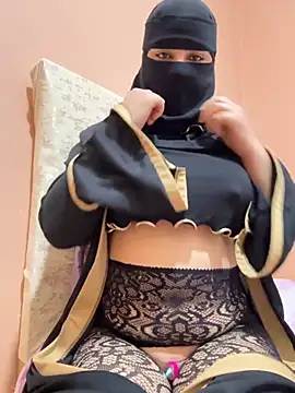  Laiali  online show from 11.22.25