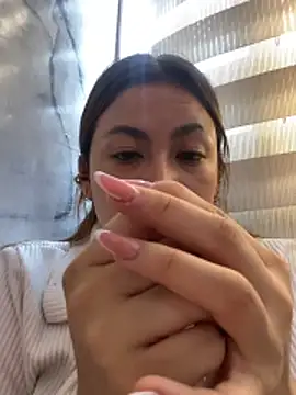 MacarenaRosse online show from 11.09.25