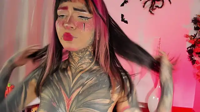 Nickidoll66- online show from 10.18.25