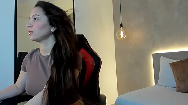 samantha 17  online show from 10.05.25