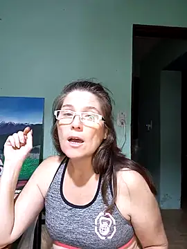 Snapshot of Merida2276 chatting on 10.22.25 Merida2276 online show from 10.22.25