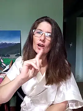 Snapshot of Merida2276 chatting on 10.25.25 Merida2276 online show from 10.25.25