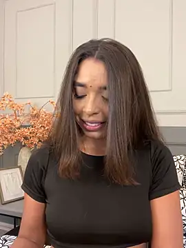 AnnyVega  online show from 10.25.25