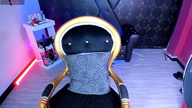 Snapshot of Sweettpleasure chatting on 02.26.26 Sweettpleasure online show from 02.26.26