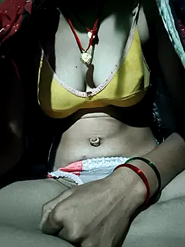 Snapshot of Shreya-couple chatting on 11.07.25 Shreya-couple online show from 11.07.25