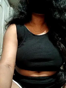 DiyaRoy49 online show from 11.18.25