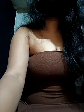 DiyaRoy49 online show from 12.18.25