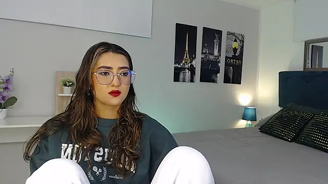 madame lottie online show from 10.08.25