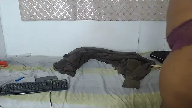 BustyBooty699 online show from 06.08.26