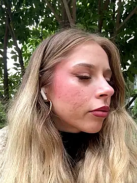 BabyAnais online show from 10.10.25