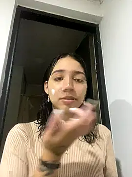 Niina Sissy online show from 10.30.25