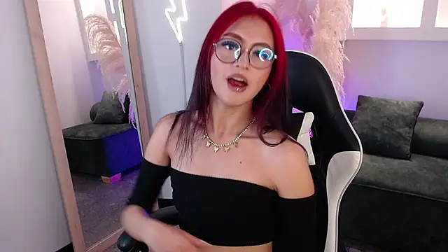 Snapshot of ximenaa_as chatting on 09.23.25 ximenaa as online show from 09.23.25
