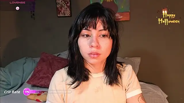 Snapshot of GaiaJoness chatting on 10.30.25 GaiaJoness online show from 10.30.25