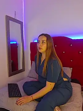 Scarlett Pink Rose online show from 11.04.25