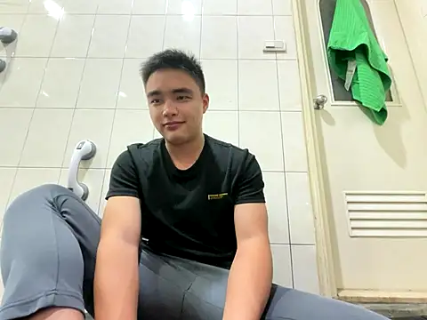 Snapshot of greenteazhang chatting on 12.01.25 greenteazhang online show from 12.01.25