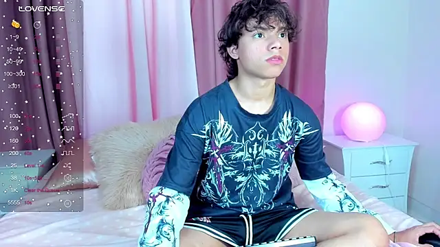 Snapshot of Honeymoon_sariel chatting on 02.02.26 Honeymoon sariel online show from 02.02.26