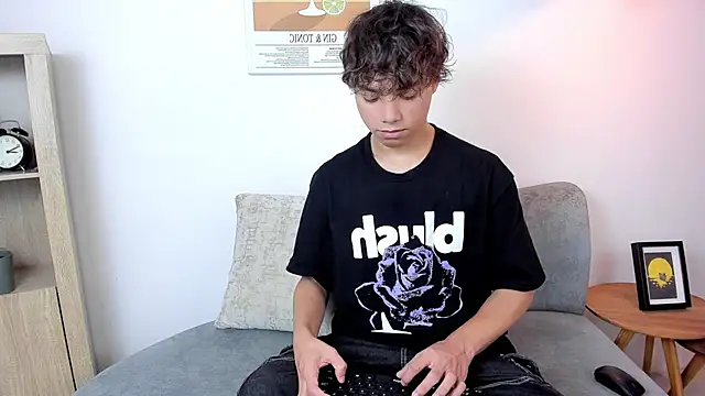 Snapshot of Honeymoon_sariel chatting on 02.11.26 Honeymoon sariel online show from 02.11.26