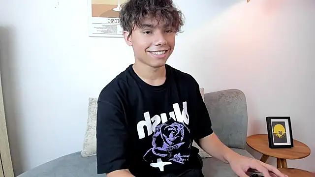 Snapshot of Honeymoon_sariel chatting on 02.19.26 Honeymoon sariel online show from 02.19.26