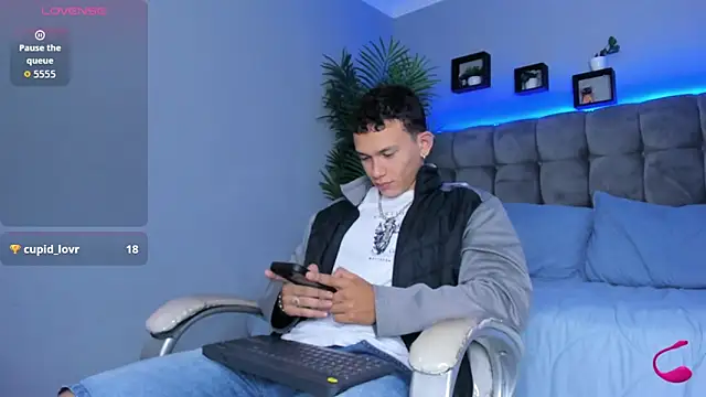 Thomas moon online show from 03.27.26