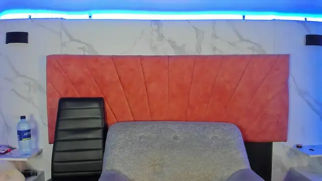 Snapshot of HellAndDante_ chatting on 02.05.26 HellAndDante online show from 02.05.26