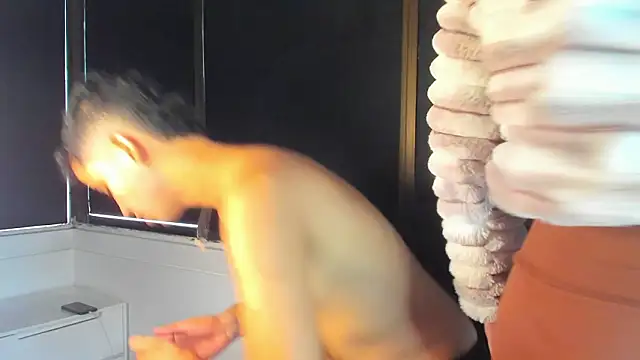 Snapshot of HellAndDante_ chatting on 02.15.26 HellAndDante online show from 02.15.26