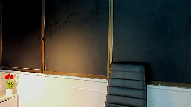 Snapshot of HellAndDante_ chatting on 02.18.26 HellAndDante online show from 02.18.26