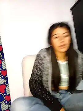 Madow Lu online show from 10.15.25