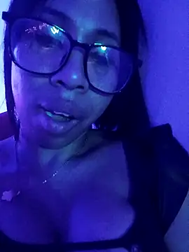 Elowen Clark online show from 11.09.25