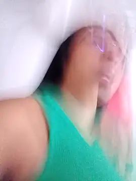 Elowen Clark online show from 02.18.26