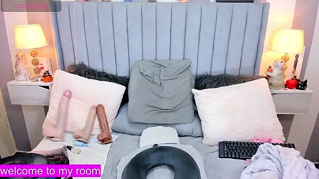 Arriadna online show from 12.14.25