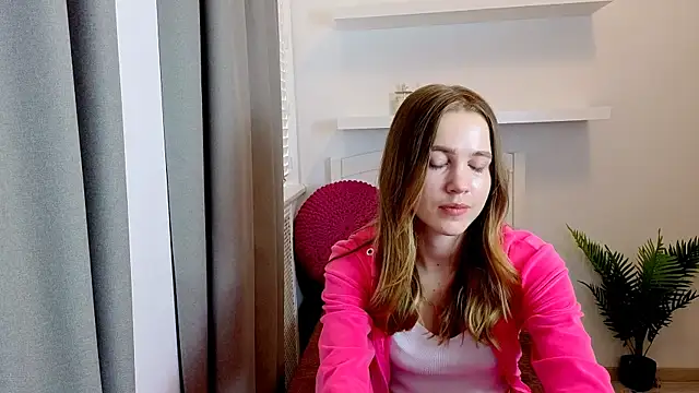 Spicy Lexi online show from 04.13.26