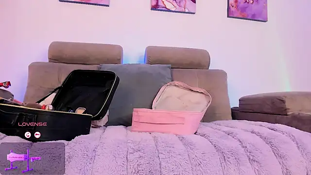 Snapshot of SebastianHilton chatting on 02.04.26 SebastianHilton online show from 02.04.26