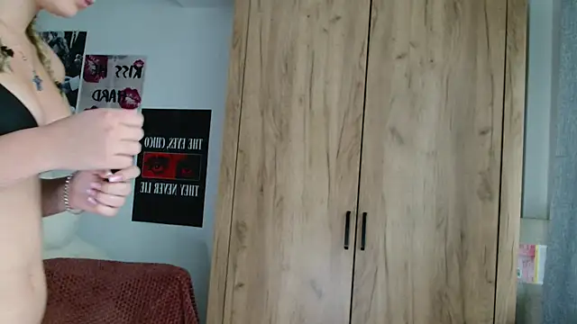 ScarlettSmithX online show from 09.09.25