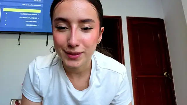 Adhara Kitten online show from 07.30.26