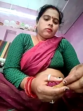 Hot komal1 online show from 10.31.25