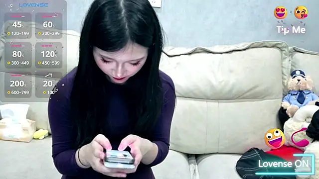 xiaoLI-2025 online show from 04.20.26