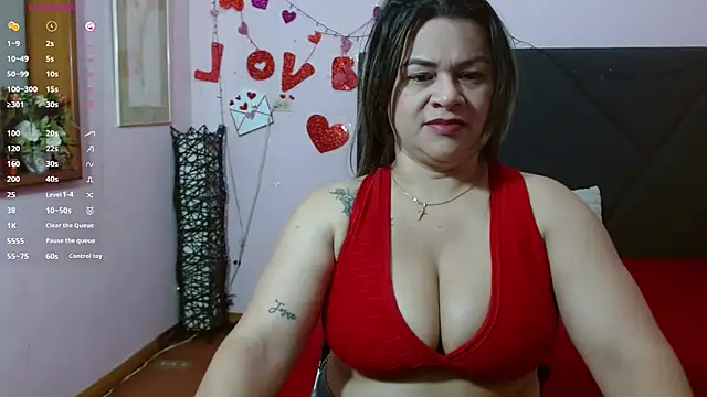 pamela echeverria online show from 05.07.26