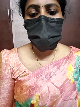 Snapshot of vasundhara26 chatting on 11.16.25 vasundhara26 online show from 11.16.25