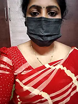 Snapshot of vasundhara26 chatting on 12.13.25 vasundhara26 online show from 12.13.25