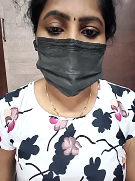 Snapshot of vasundhara26 chatting on 12.14.25 vasundhara26 online show from 12.14.25