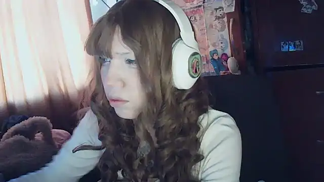 Terraelowen online show from 03.19.26