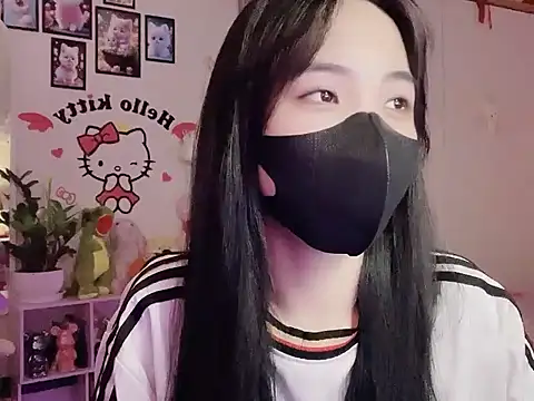 keelinnn19 online show from 10.15.25