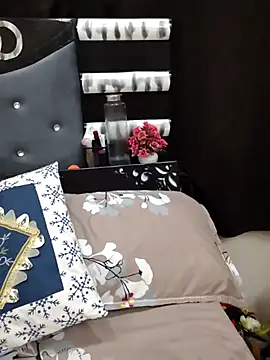 Snapshot of Suhana_Darling chatting on 02.15.26 Suhana Darling online show from 02.15.26